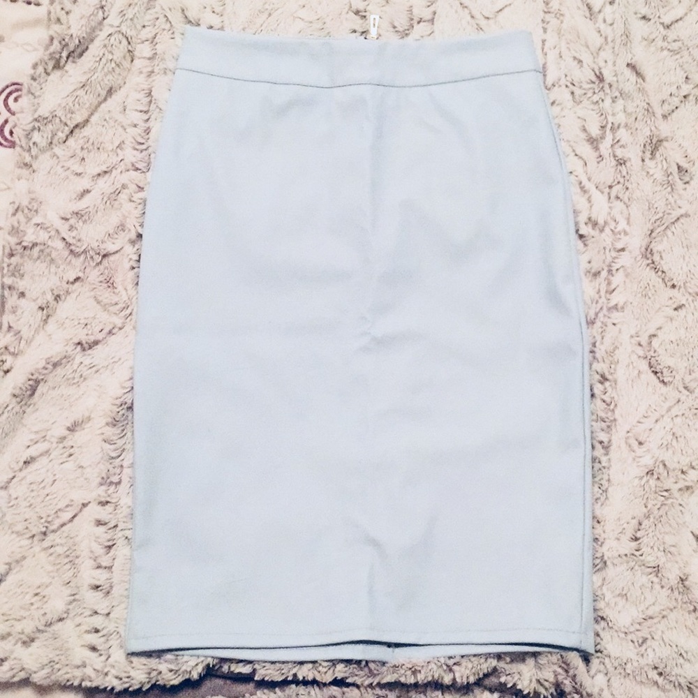 NWT Boohoo leather look midi